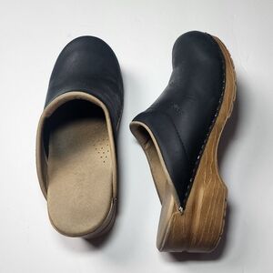 Sanita Original German Segan Black Clogs Vegan Leather Size 7.5
